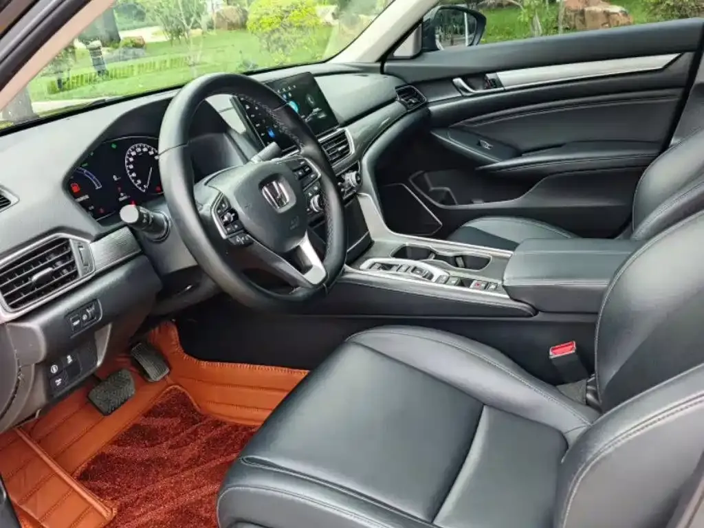 Honda Accord — фото 4