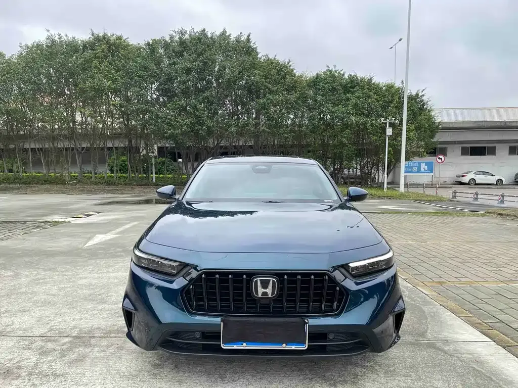 Honda Inspire — фото 7