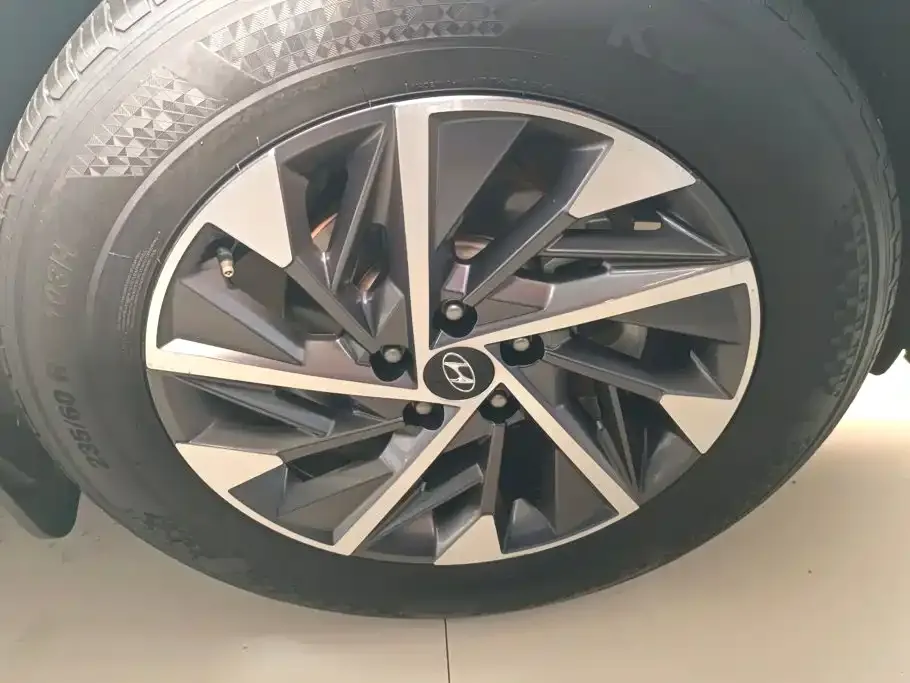 Hyundai Tucson — фото 7