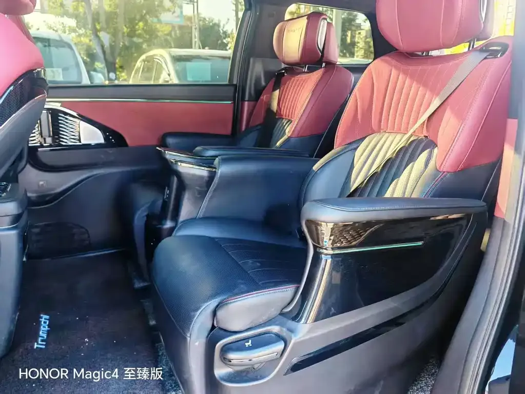 GAC Motor Trumpchi M8 — фото 4