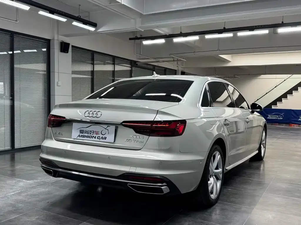 Audi A4L — фото 10