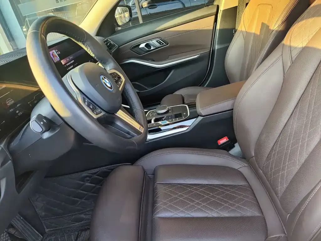 BMW i3 — фото 3