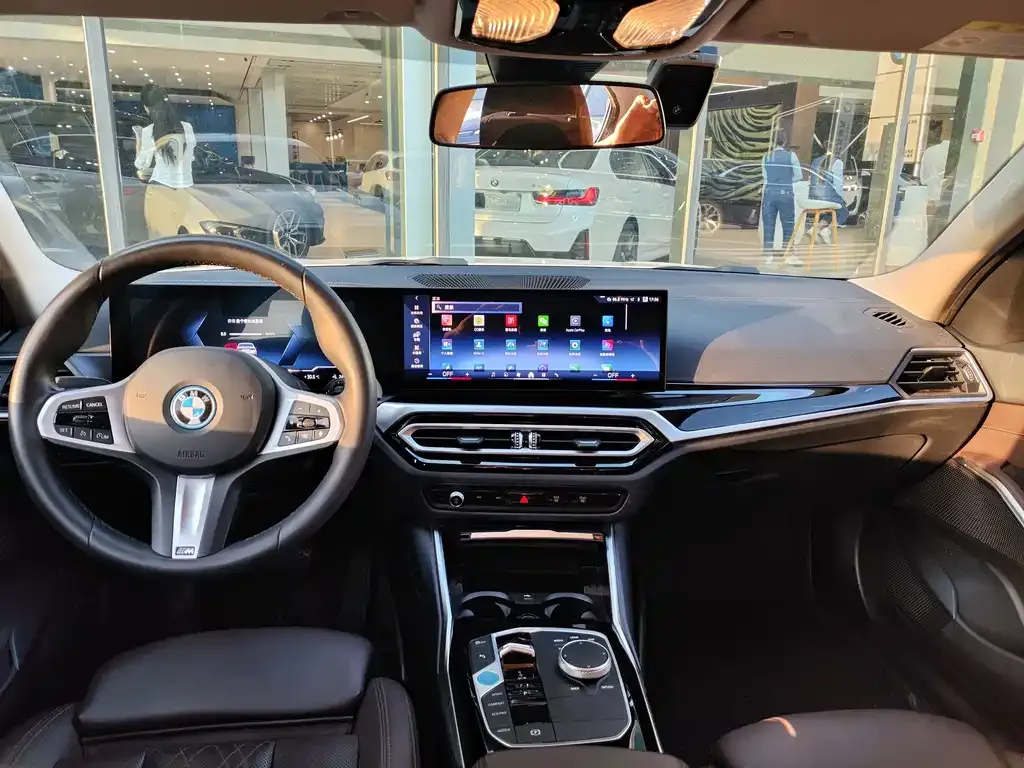 BMW i3 — фото 2