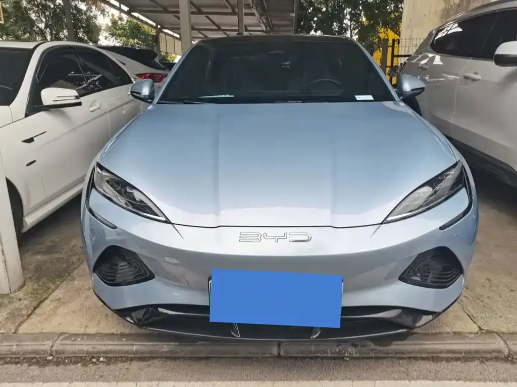 BYD Seal — фото 7
