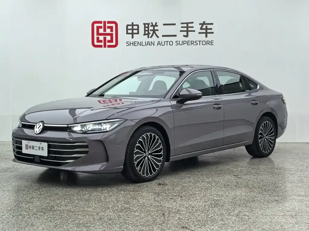 Volkswagen Passat — фото 1