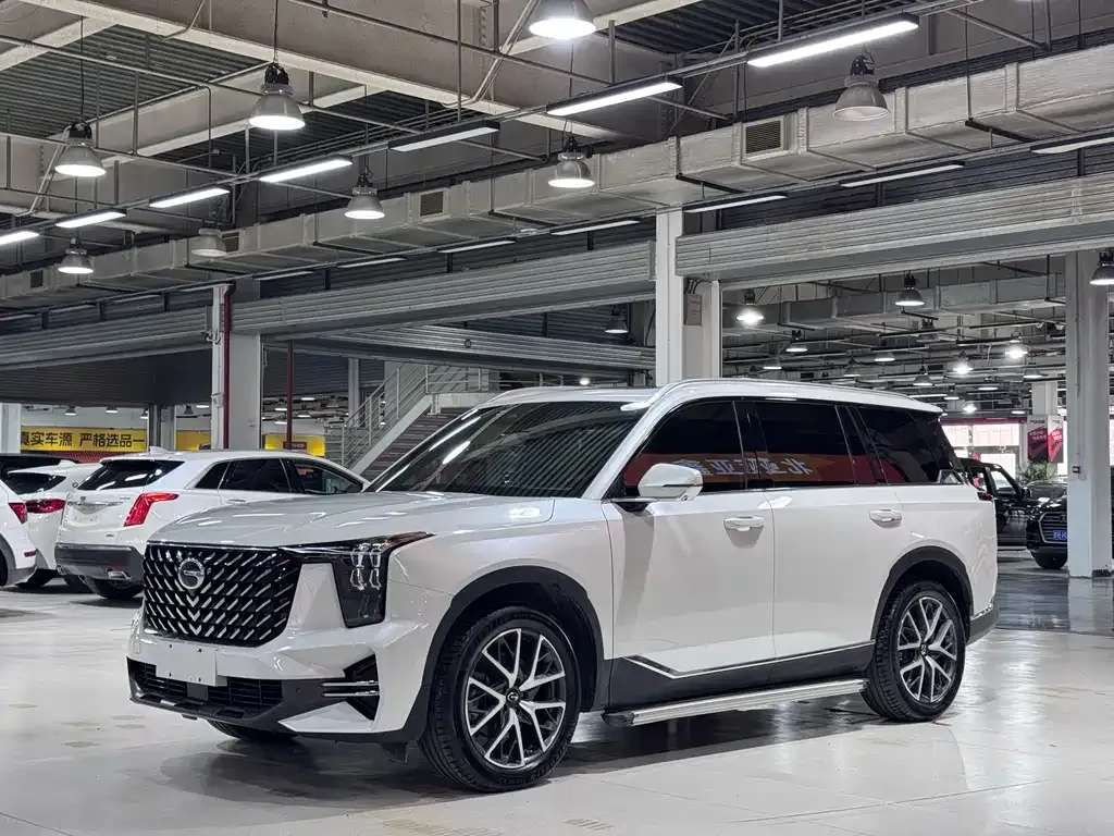 GAC Motor Trumpchi GS8 — фото 1