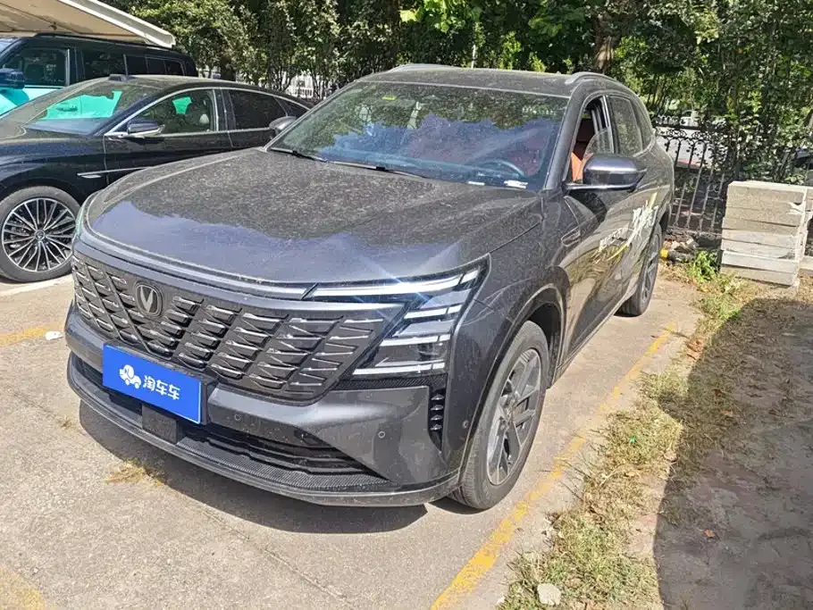 Changan CS75 PLUS — фото 1