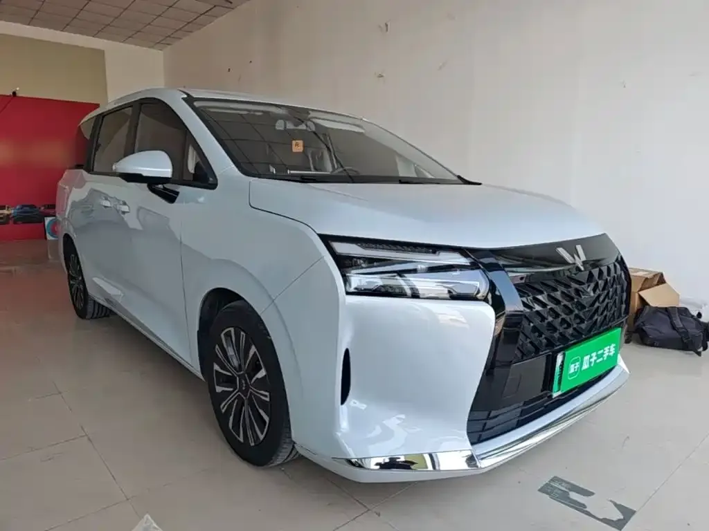 Wuling Xingguang 730 New Energy — фото 10