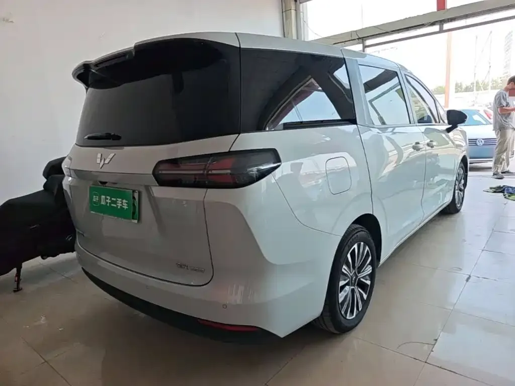 Wuling Xingguang 730 New Energy — фото 5