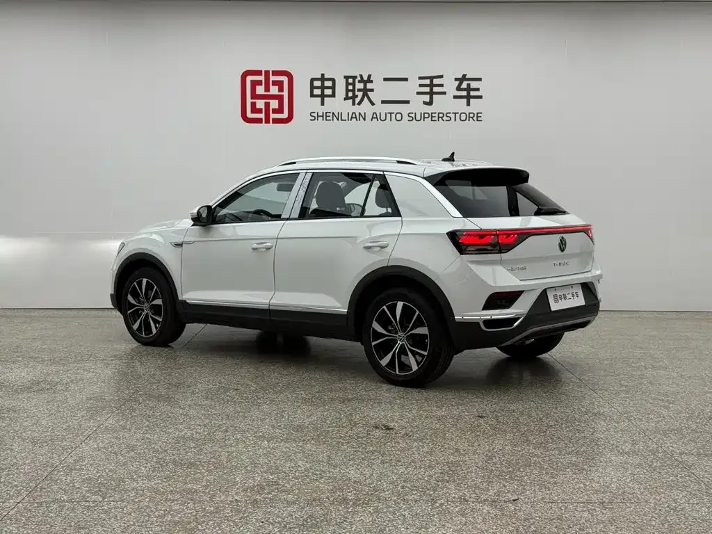 Volkswagen T-Roc — фото 3