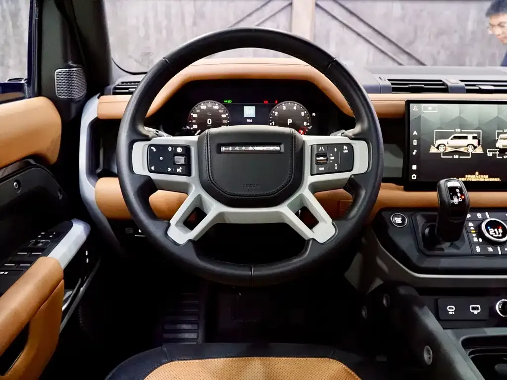 Land Rover Defender — фото 2