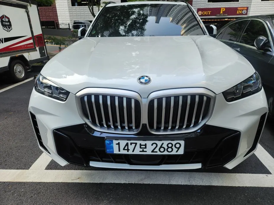 BMW X5 — фото 10