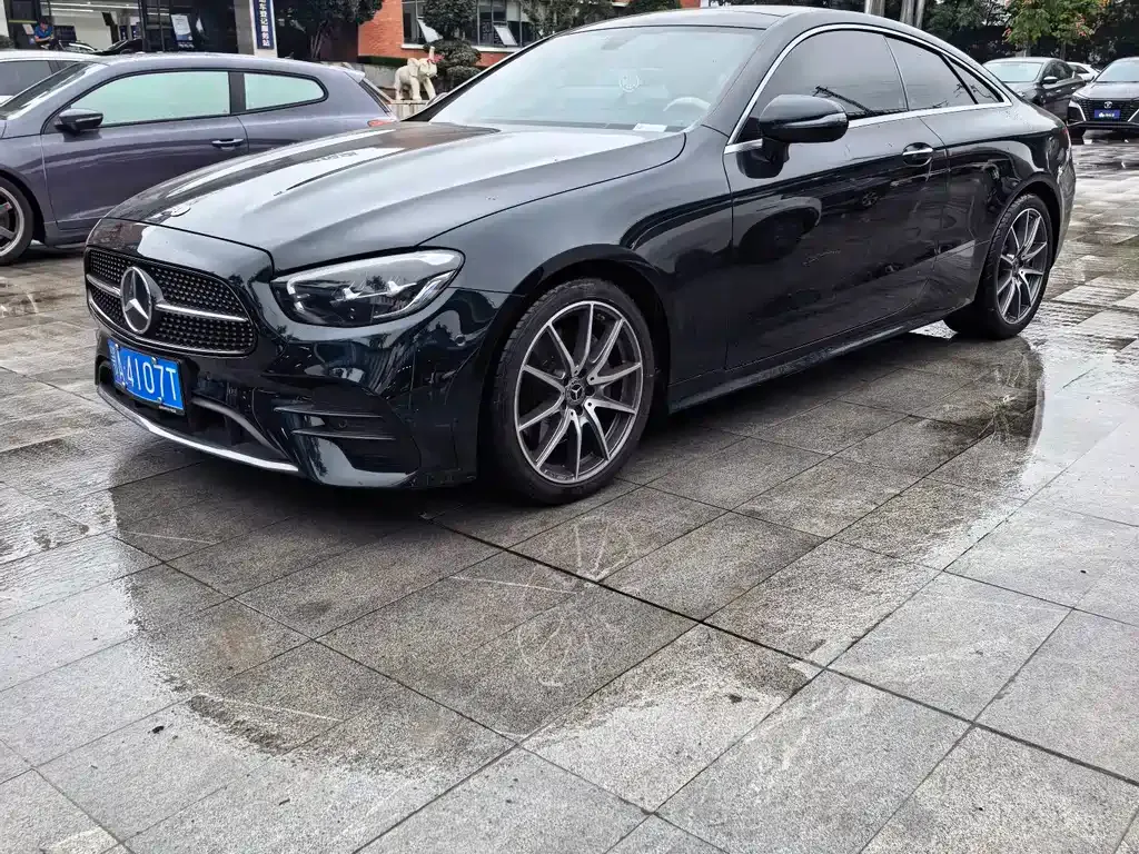Mercedes-Benz E-Class (Import) — фото 1