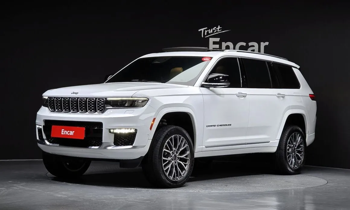 Jeep Cherokee — фото 1