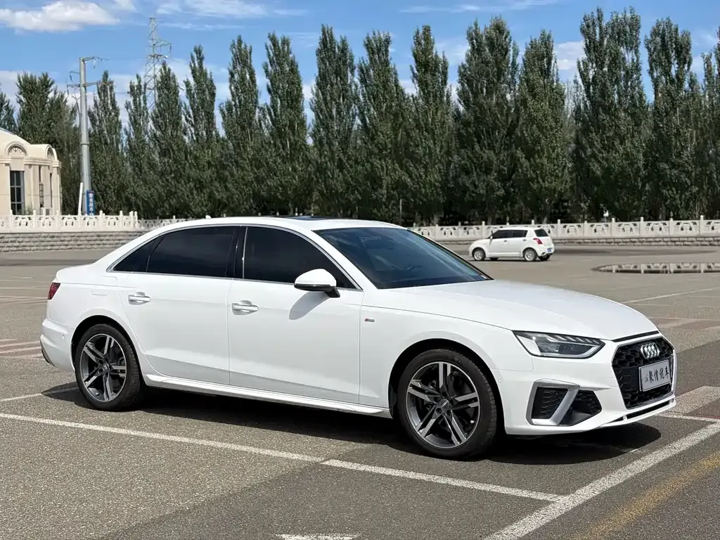 Audi A4L — фото 6