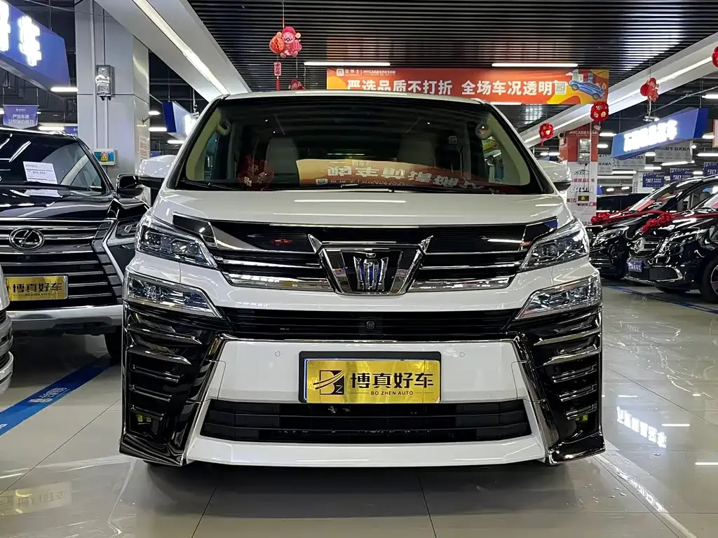 Toyota Vellfire — фото 10