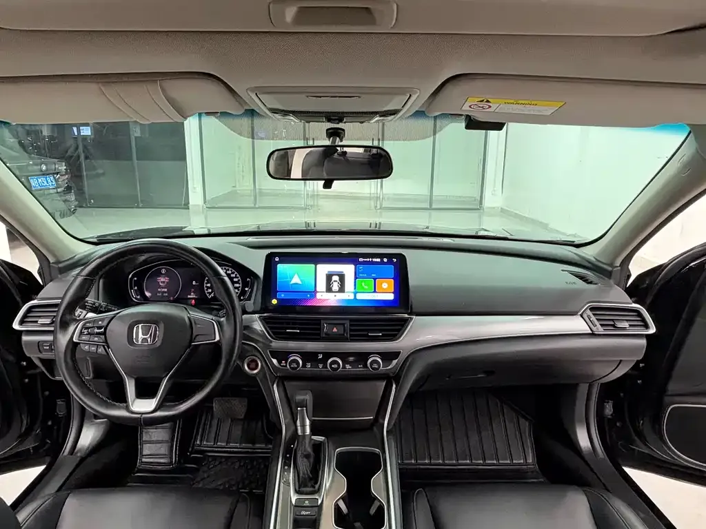 Honda Accord — фото 6