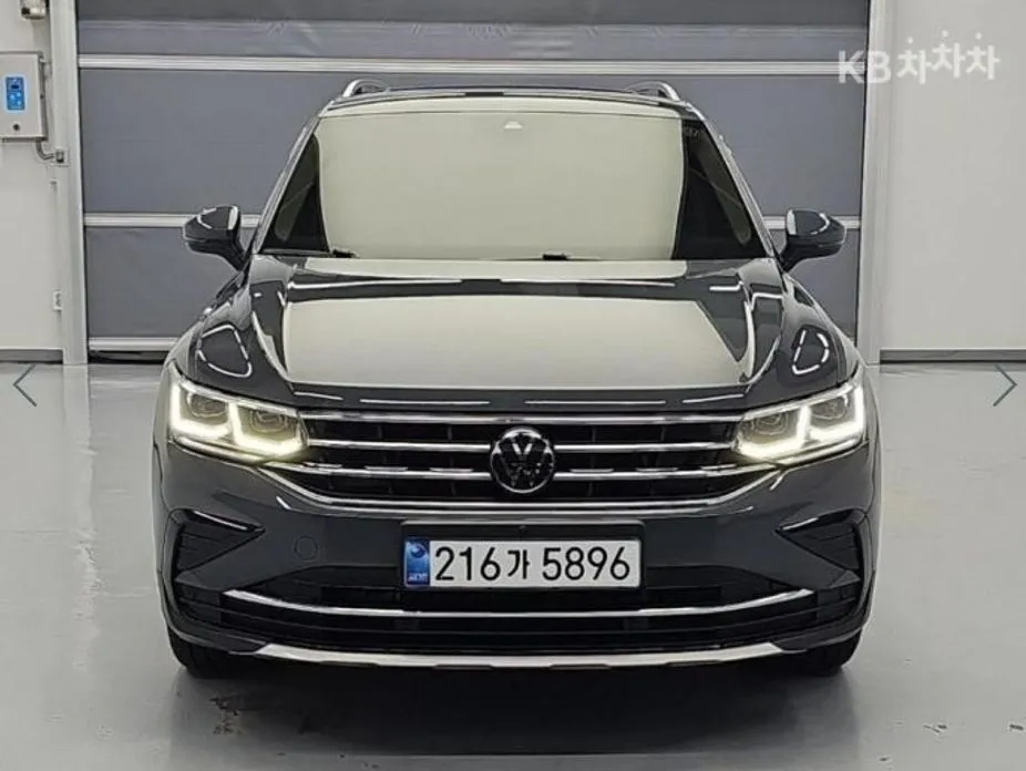 Volkswagen Tiguan — фото 8