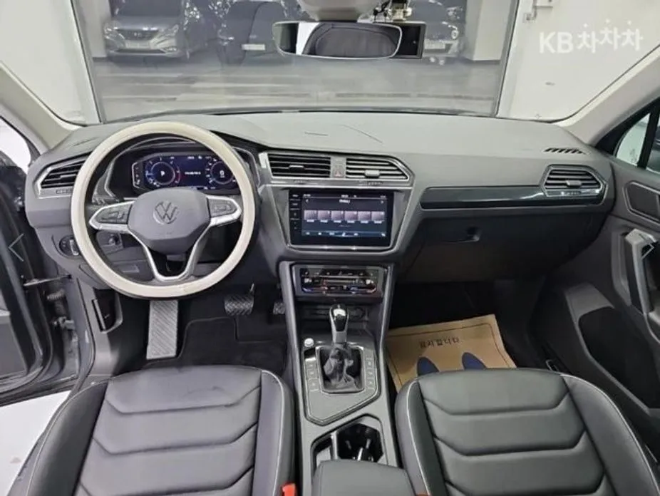 Volkswagen Tiguan — фото 4