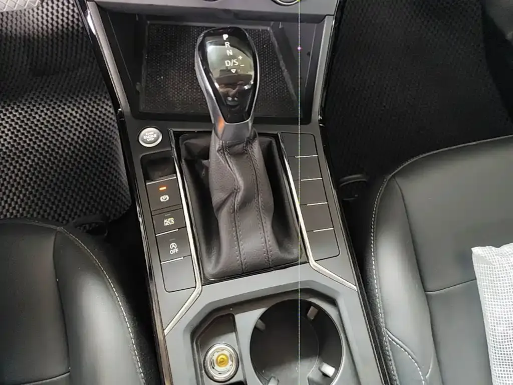 Volkswagen Passat — фото 8