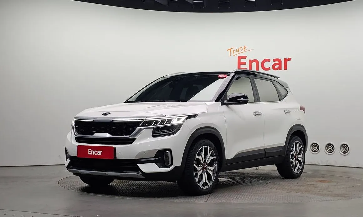 Kia Seltos — фото 1