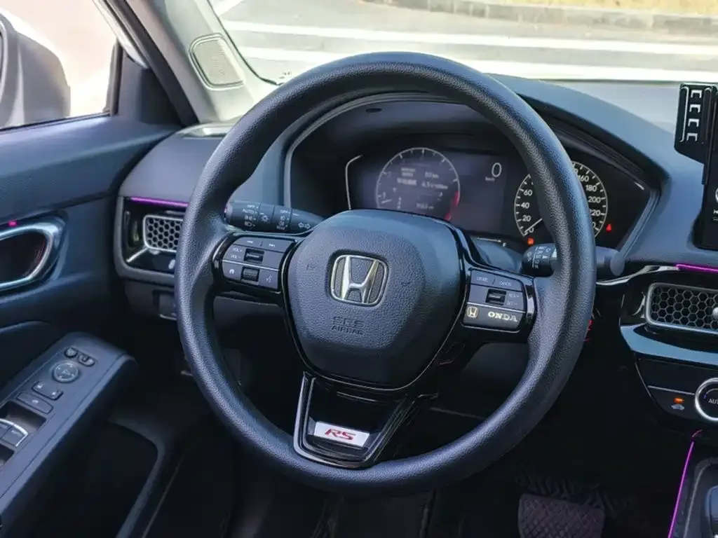 Honda Civic — фото 7