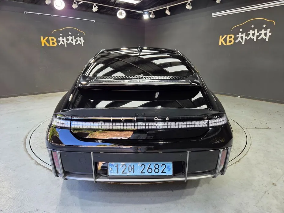 Hyundai Ioniq6 — фото 6
