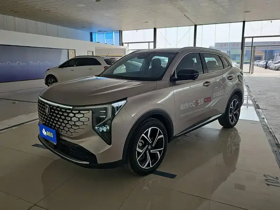 Changan CS55PLUS — фото 1
