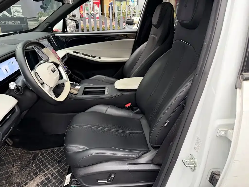 Geely Galaxy L7 — фото 6