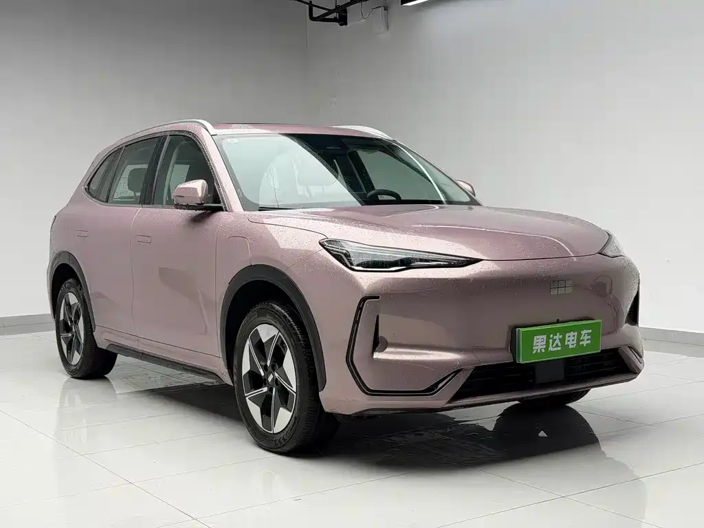 Geely Galaxy E5 — фото 10