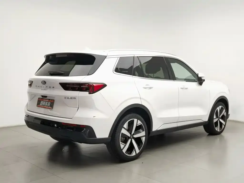 Ford Equator Sport — фото 2
