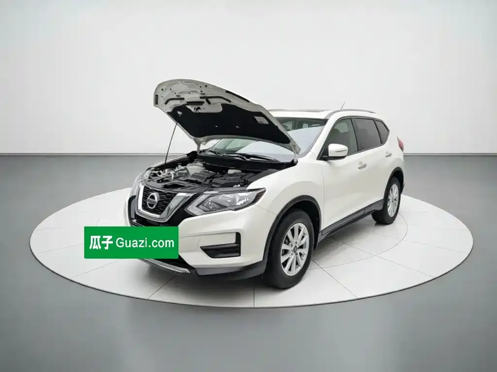Nissan X-Trail — фото 1