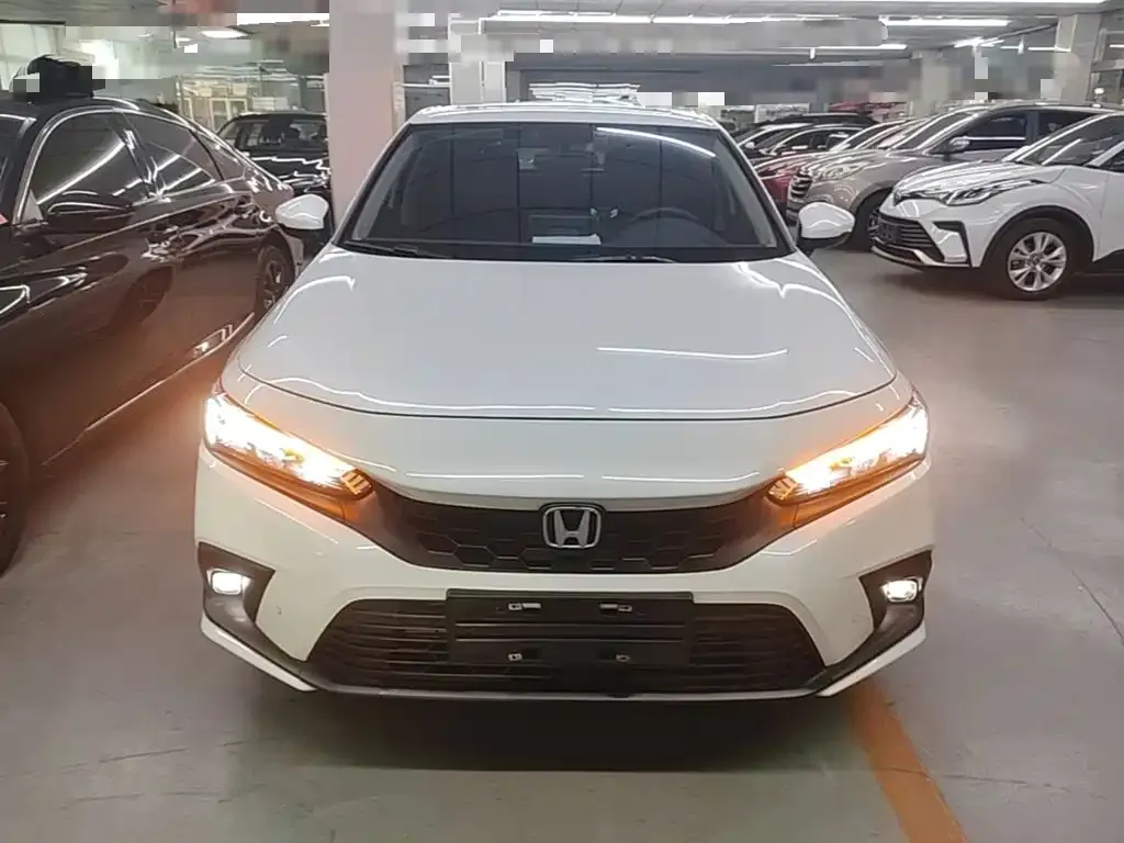 Honda Civic — фото 7