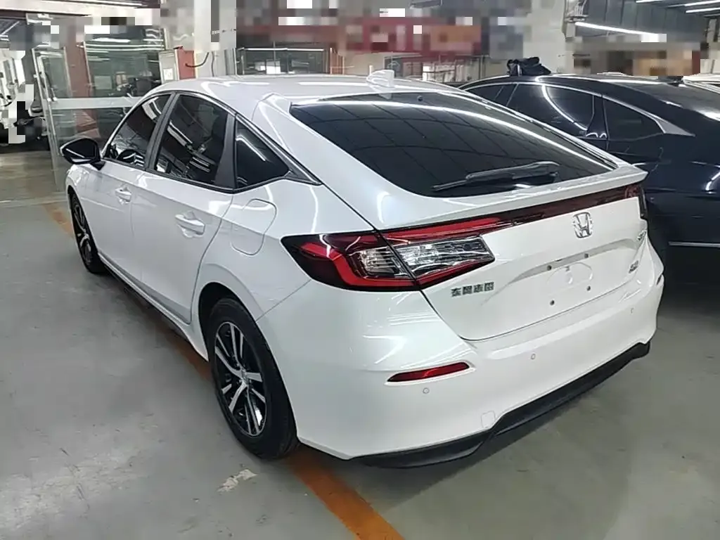 Honda Civic — фото 8