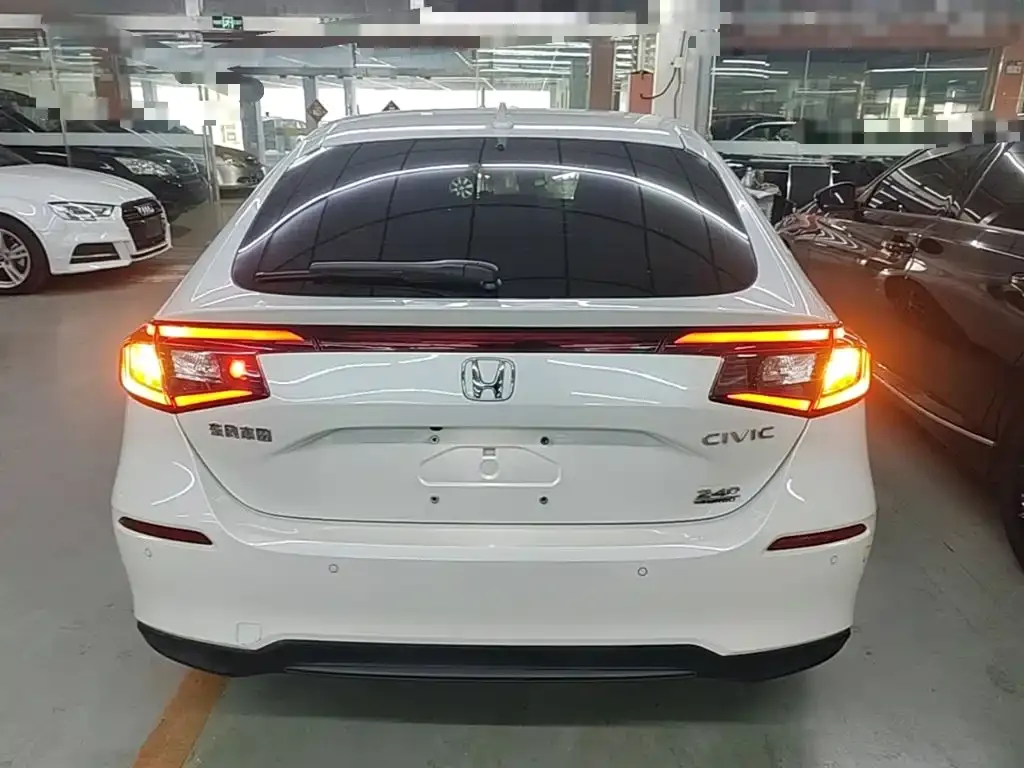 Honda Civic — фото 3
