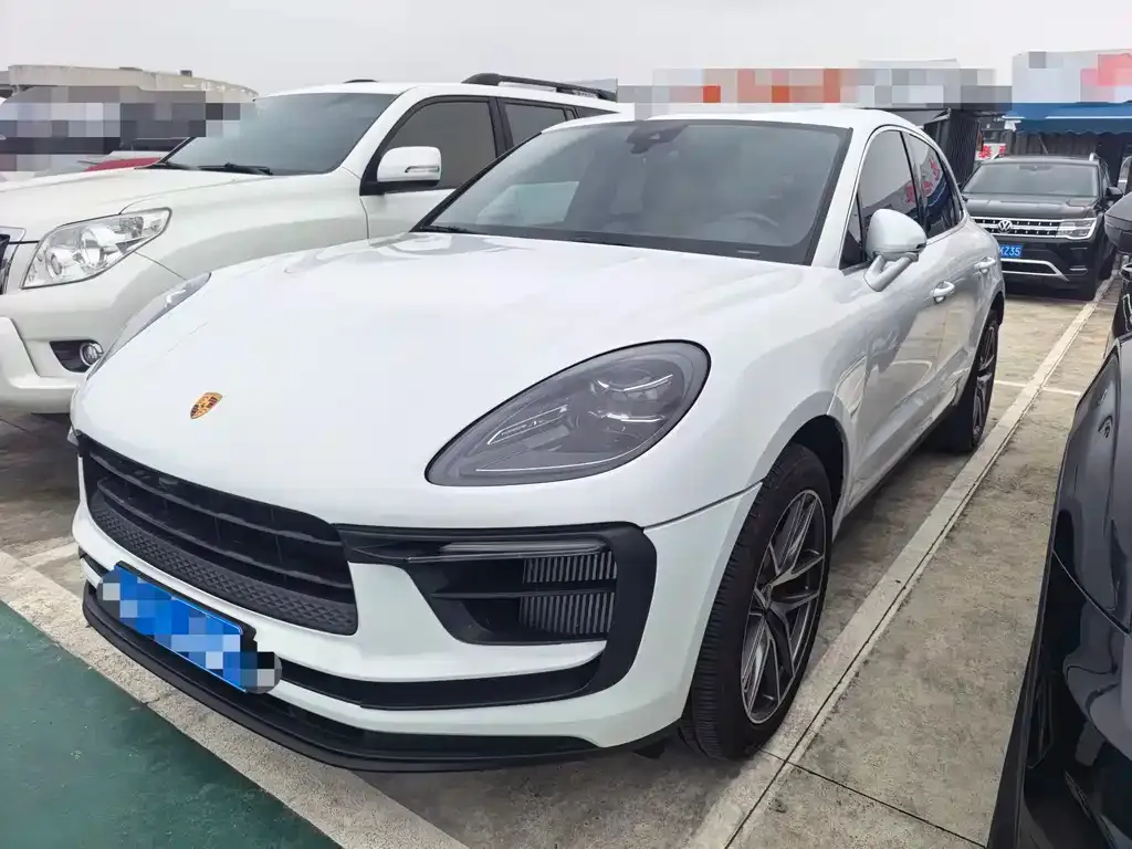 Porsche Macan — фото 1