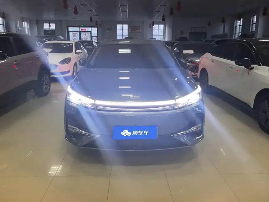 Geely Galaxy A7 EM — фото 2