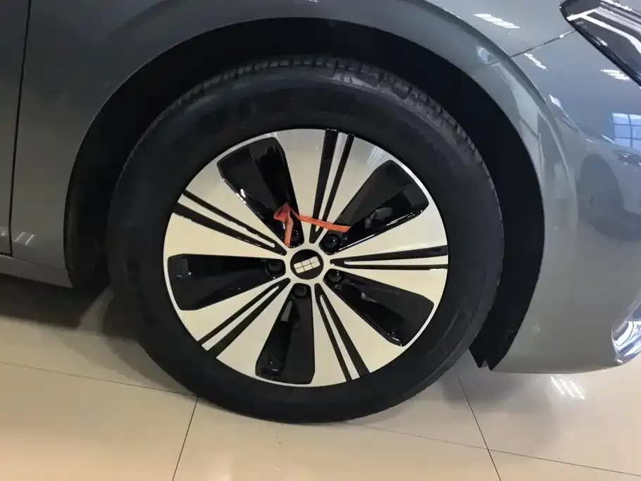 Geely Galaxy A7 EM — фото 6