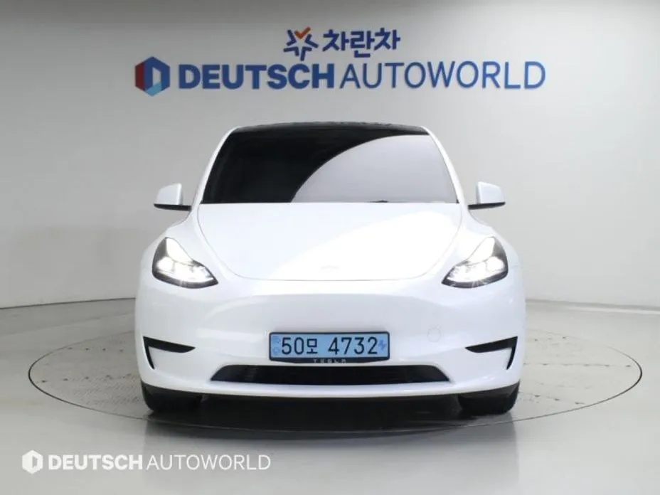Tesla Model Y — фото 2