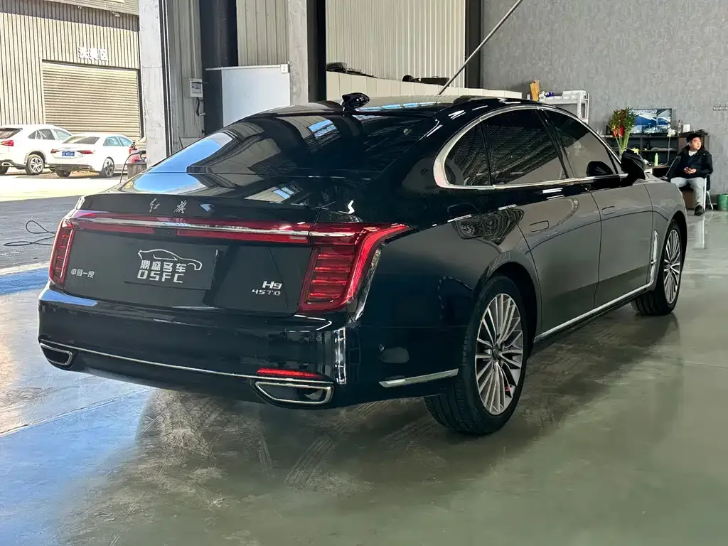 Hongqi H9 — фото 2