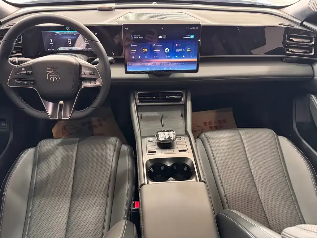 BYD Qin L — фото 10
