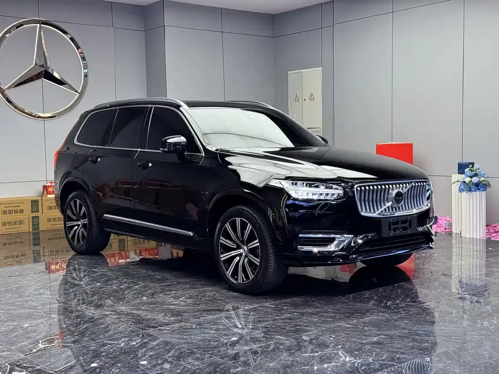 Volvo XC90 — фото 3