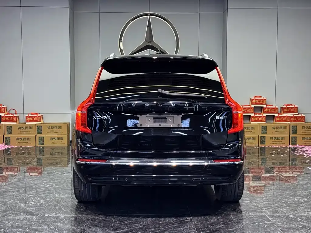 Volvo XC90 — фото 4