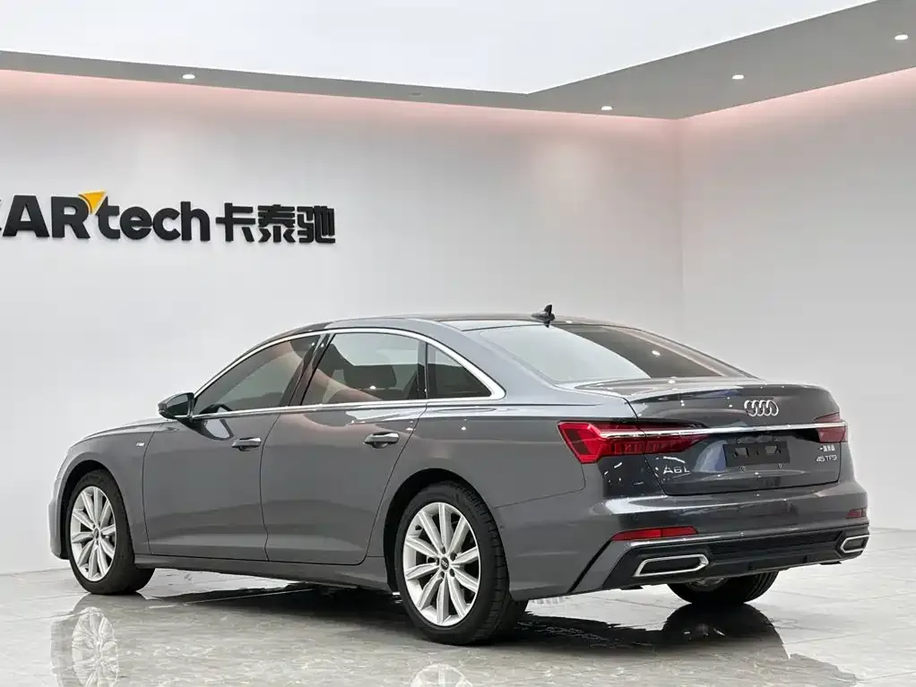 Audi A6L — фото 8
