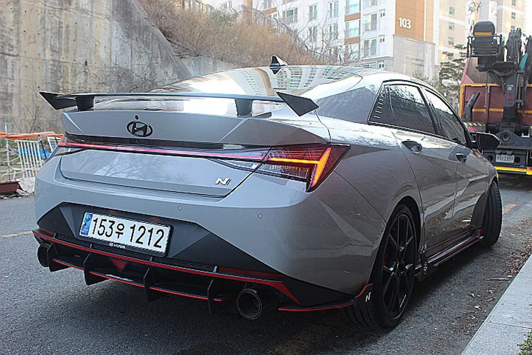 Hyundai AVANTE — фото 8