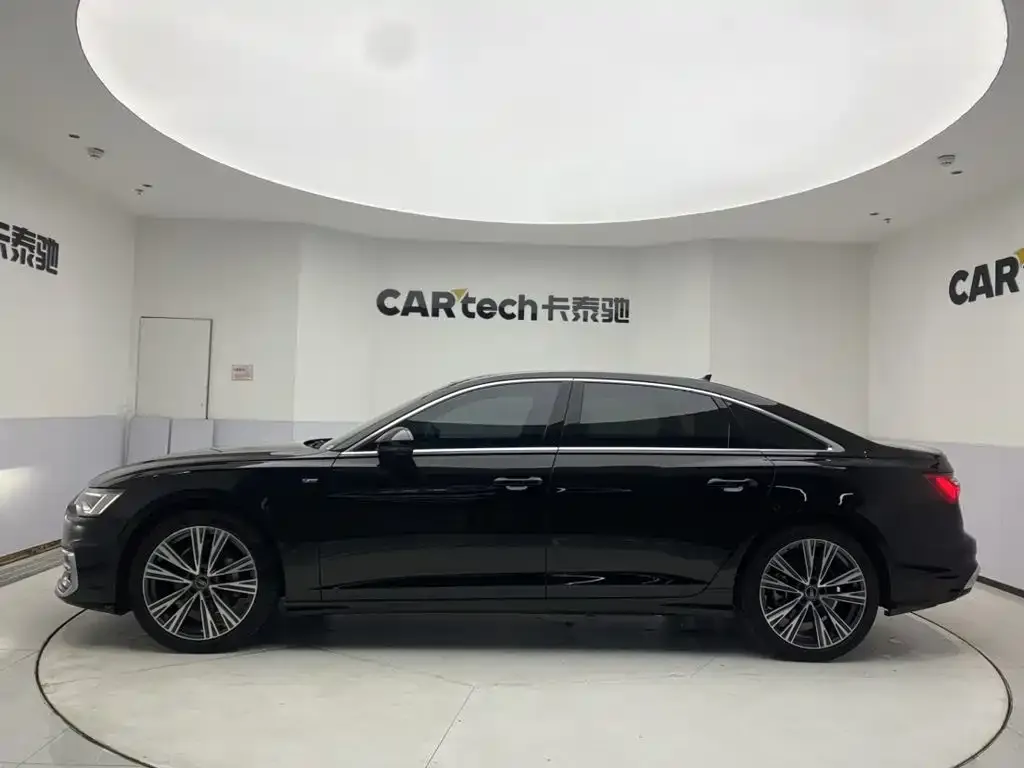 Audi A6L — фото 7