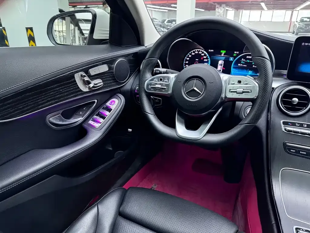 Mercedes-Benz C-Class — фото 7