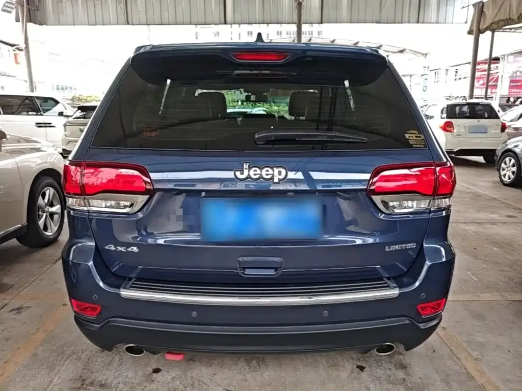 Jeep Grand Cherokee (Import) — фото 2