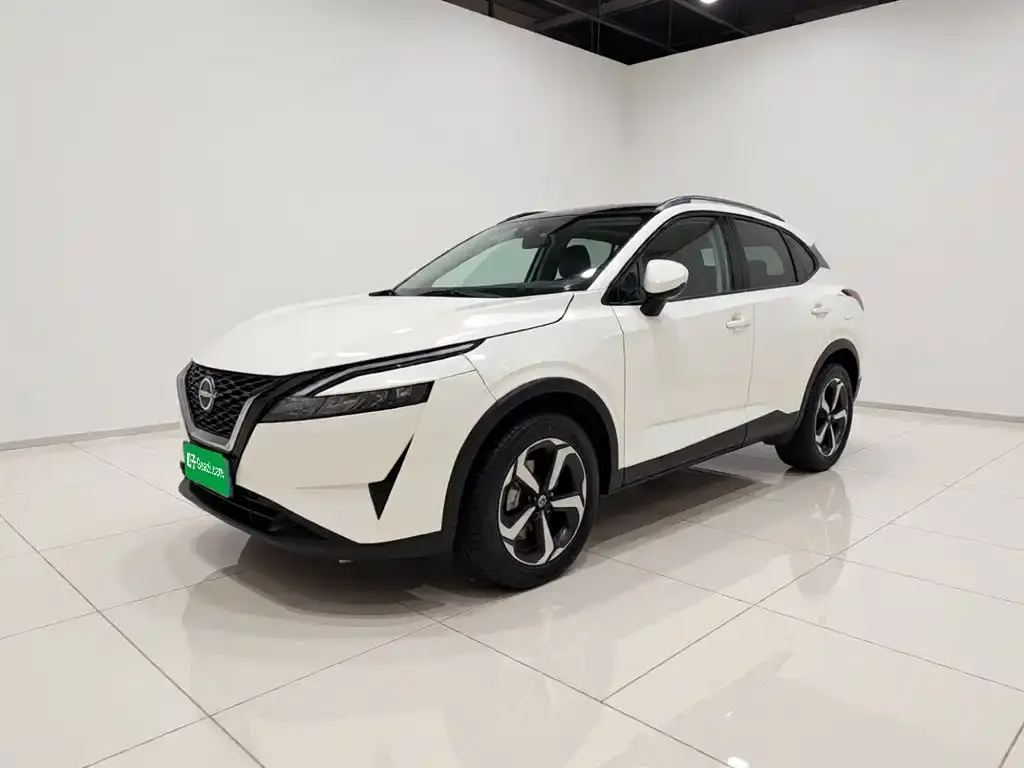 Nissan Qashqai — фото 1