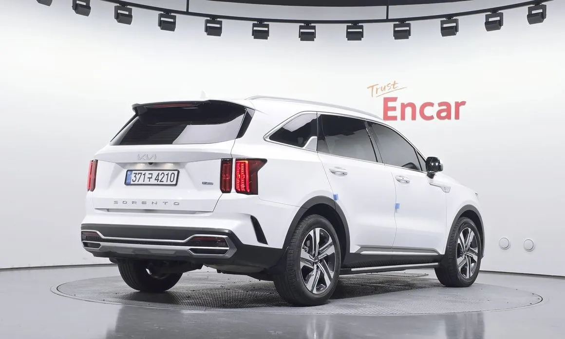 Kia Sorento — фото 3